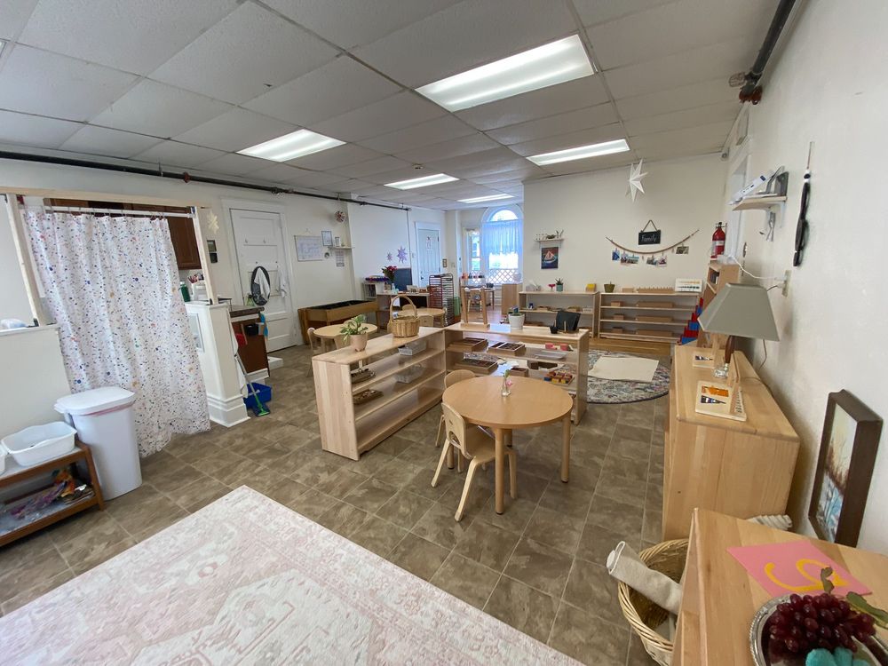 Little Ones Too Preschool and Nursery: 1098 Parkwood Blvd, Schenectady, NY 12308